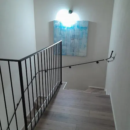לינה וארוחת בוקר La Valluna